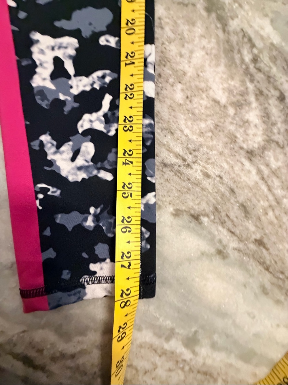 Champion High Rise Abstract Print Leggings Women’s Small Black Pink - Picture 8 of 9